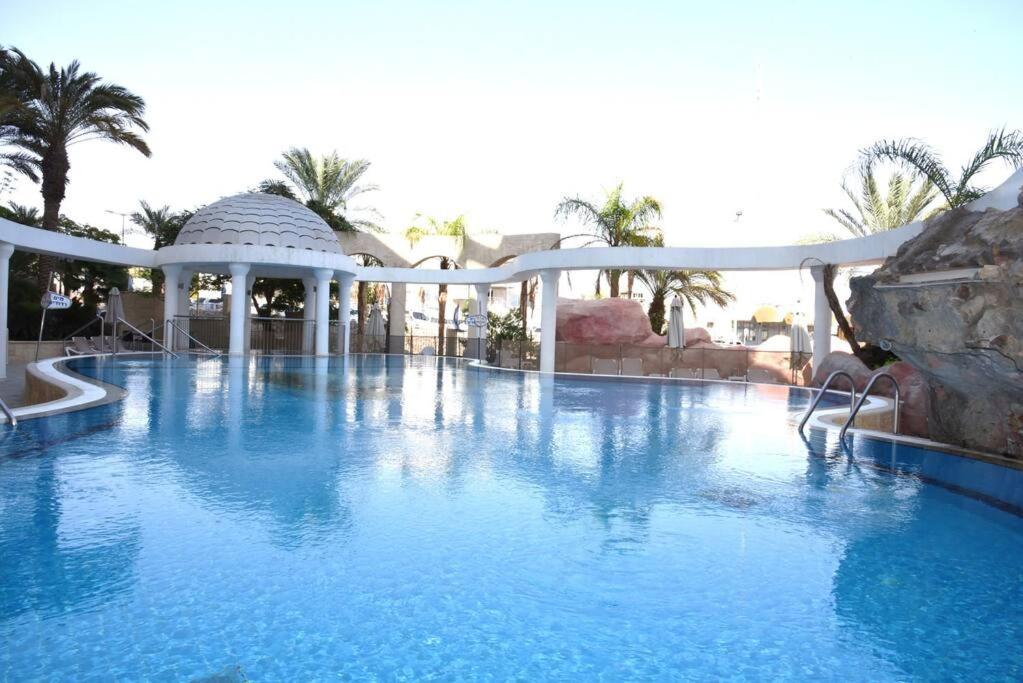 Sunny 3Br Apartment Golf Residence Eilat Esterno foto