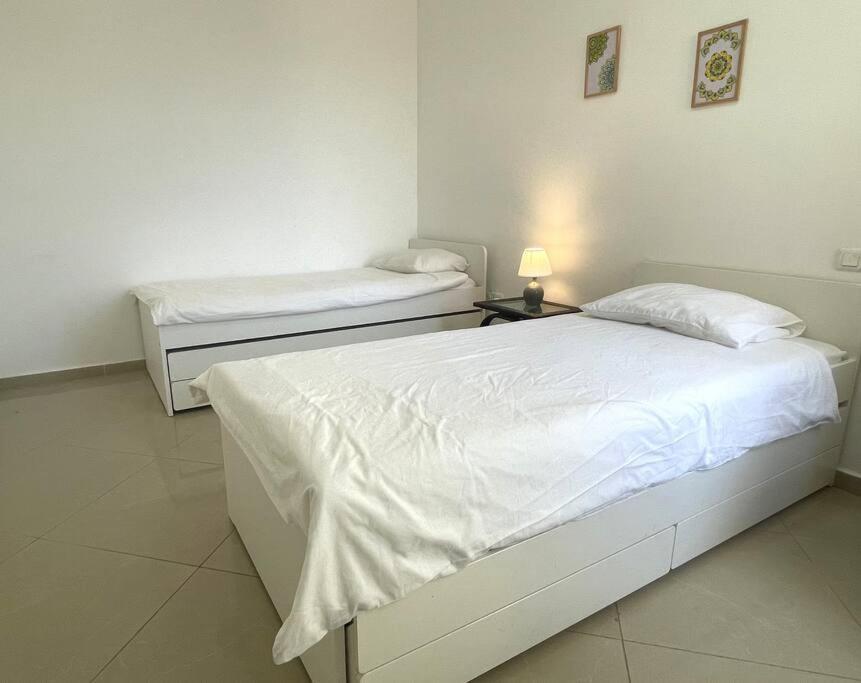 Sunny 3Br Apartment Golf Residence Eilat Esterno foto