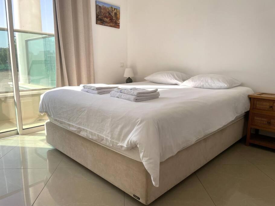 Sunny 3Br Apartment Golf Residence Eilat Esterno foto
